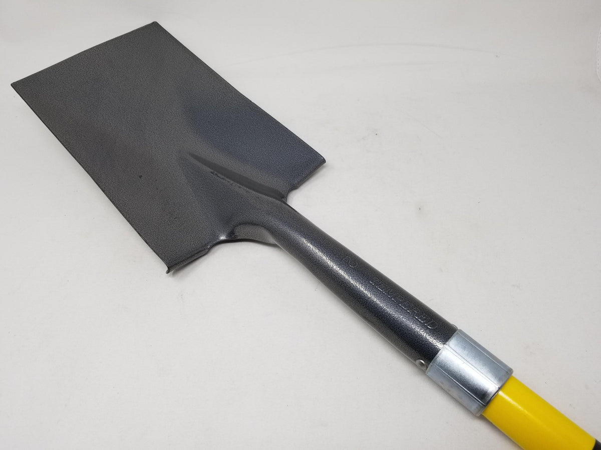 Garden Spade 29" Fiberglass Handle & Poly D Grip-Wolverine Tools-Atlas Preservation